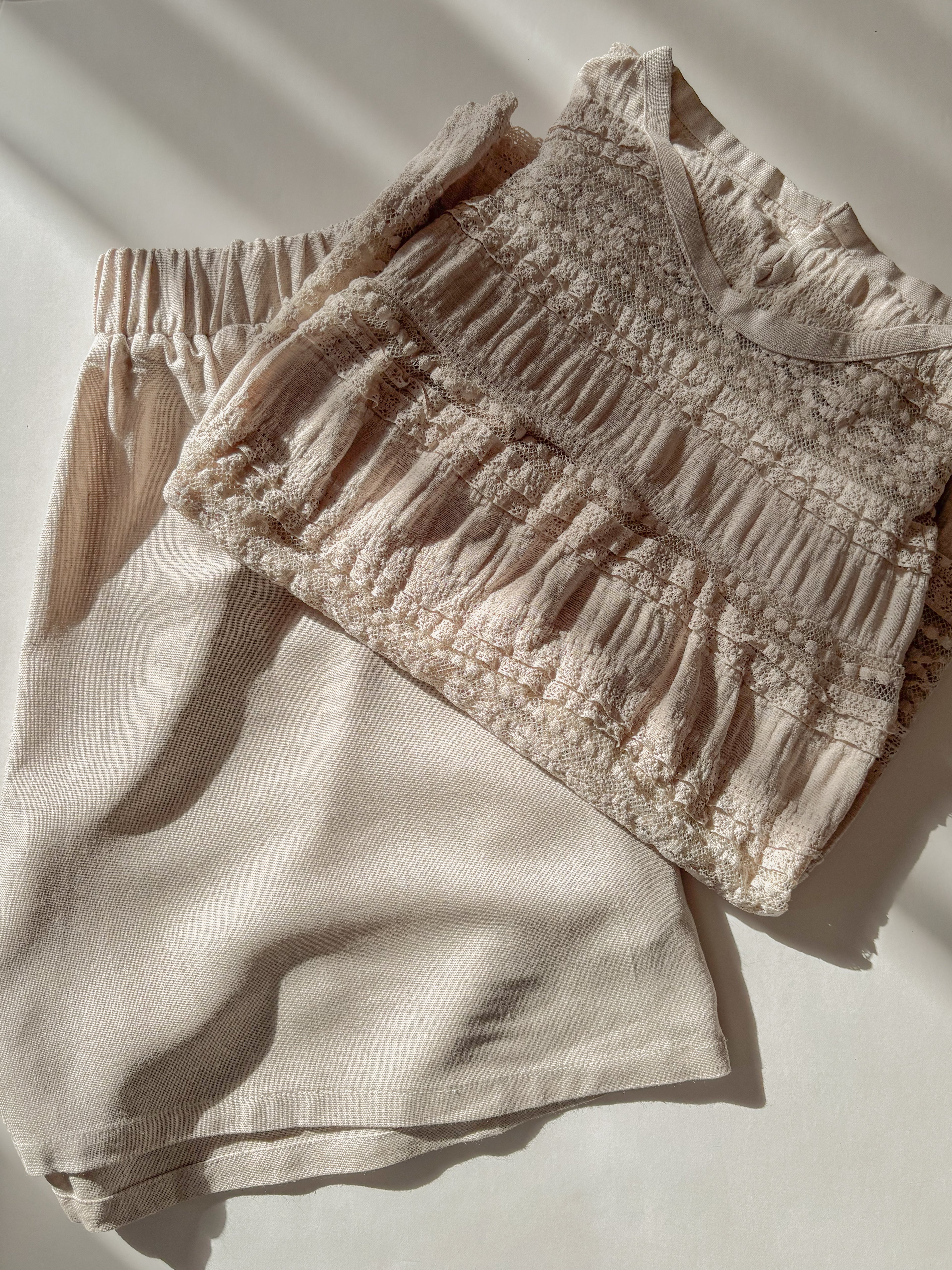 Ruffled top with shorts